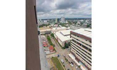 SE VENDE APARTAMENTO EN VILLA DEL RO, ZONA NORTE DE MONTERA