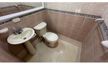 Casa de niveles en venta - Barrio Las Flores Palmira Valle Colombia