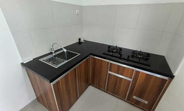 Rumah Baru Siap Huni 2 Lantai Jogja view hamparan sawah