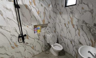 Rumah Baru Siap Huni 2 Lantai Jogja view hamparan sawah