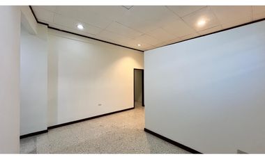 Urdesa, Local Comercial en Renta, 65m2, 3 Ambientes