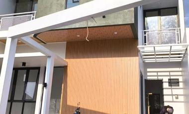 Hunian Modern Rumah 2 Lt Baru 5 Mnt Pemda Sleman & Sleman City Hall