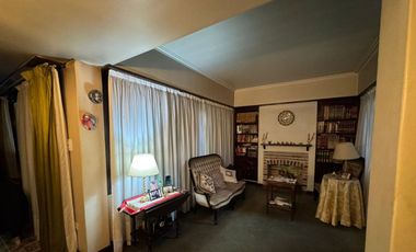 CASA 4 AMBIENTES VENTA EN REMEDIOS DE ESCALADA APT