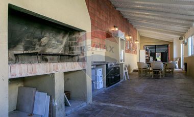 ALQUILER - CASA 5 AMB CON PISCINA - CAMPANA CENTRO