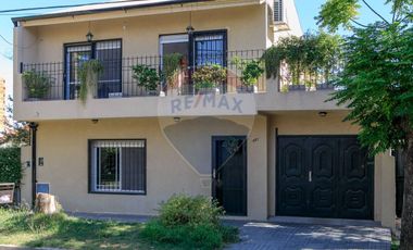 ALQUILER - CASA 5 AMB CON PISCINA - CAMPANA CENTRO