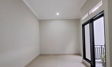 Dijual Cepat  Rumah Minimalis  Modern Dekat Gerbang Toll Cinere
