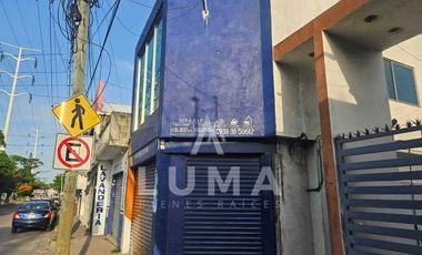 Renta de local en Ave. 10 de julio