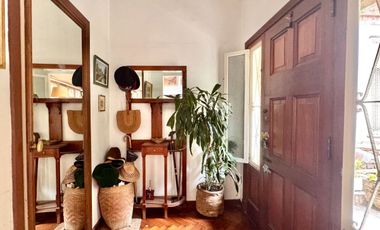 VENTA CASA 6 AMBIENTES CON PILETA – ACEPTA PERMUTA