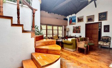 VENTA CASA 6 AMBIENTES CON PILETA – ACEPTA PERMUTA