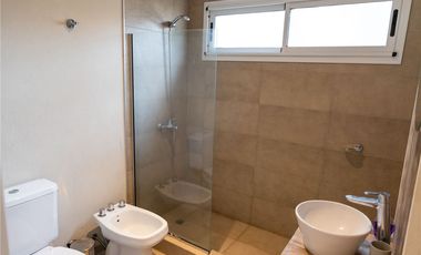 Venta Casa Deportiva 507 Esmeralda 4 ambientes