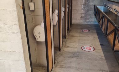 Rento oficinas con  uso de suelo comercial
