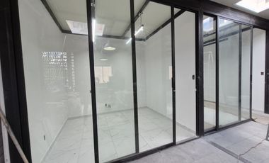 Rento oficinas con  uso de suelo comercial