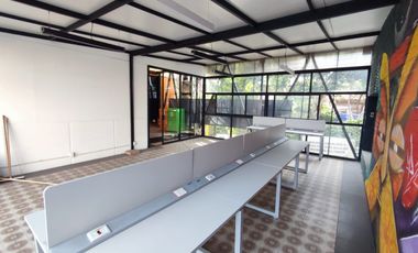 Rento oficinas con  uso de suelo comercial