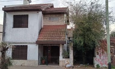 CASA VENTA REMEDIOS DE ESCALADA APTO CREDITO
