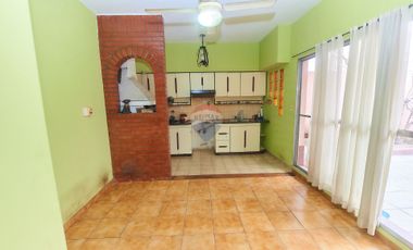 Casa EN VENTA Lomas de Zamora