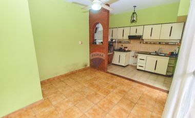 Casa EN VENTA Lomas de Zamora
