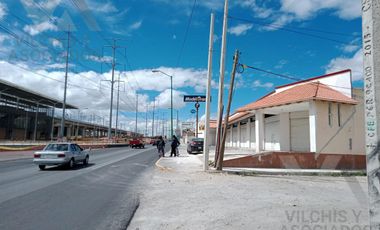 LOCAL EN RENTA EN AVENIDA LAS TORRES  EN PLAZA
