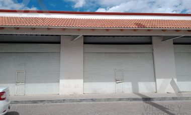 LOCAL EN RENTA EN AVENIDA LAS TORRES  EN PLAZA
