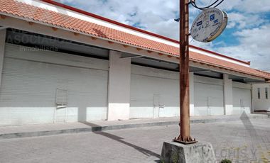 LOCAL EN RENTA EN AVENIDA LAS TORRES  EN PLAZA