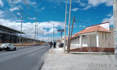LOCAL EN RENTA EN AVENIDA LAS TORRES  EN PLAZA
