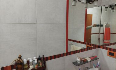 VENTA CASA 4 AMB LOTE PROPIO -APTO CRED. MATADEROS