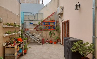 VENTA CASA 4 AMB LOTE PROPIO -APTO CRED. MATADEROS