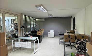 Se VENDE / Alquila Casa Comercial Dúplex - Obarrio