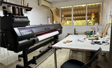 Se VENDE / Alquila Casa Comercial Dúplex - Obarrio