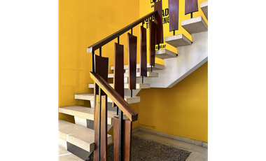 Se VENDE / Alquila Casa Comercial Dúplex - Obarrio