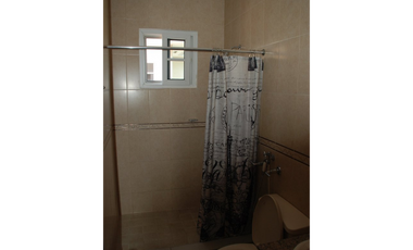 VENTA  CASA REMODELADA COSTA SUR 4 REC VILLA VALENCIA