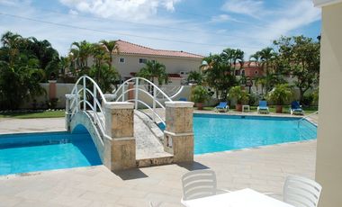 VENTA  CASA REMODELADA COSTA SUR 4 REC VILLA VALENCIA