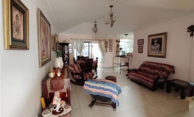 ARRAIJAN / PLAYA DORADA/ URB. ALAMAR / 285M / 4 HABITACION / TERRAZA