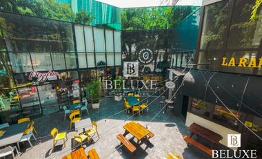 ALQUILER DE LOCAL COMERCIAL EN PLAZA LA RIVIERA, MARBELLA(P)(12)