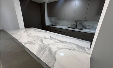 SAN FRANCISCO / URB. FLAMINGO / 240M / 4 HABITACION / 3 BAÑOS