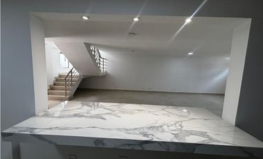 SAN FRANCISCO / URB. FLAMINGO / 240M / 4 HABITACION / 3 BAÑOS