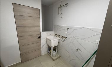 SAN FRANCISCO / URB. FLAMINGO / 240M / 4 HABITACION / 3 BAÑOS