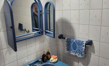 Venta Increíble casa edificada en 2 lotes Gerli