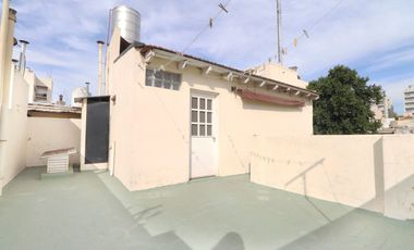 IDEAL PH 5 AMB. CON TERRAZA Y JARDIN PARQUIZADO