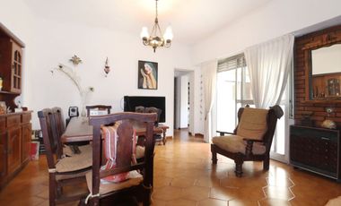 IDEAL PH 5 AMB. CON TERRAZA Y JARDIN PARQUIZADO