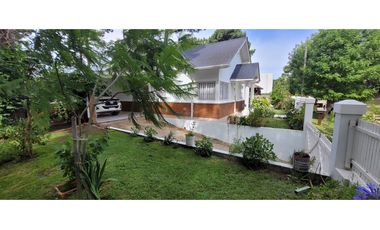 Casa en  Venta - Ostende de excelente calidad de construcción