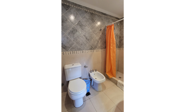 Casa en  Venta - Ostende de excelente calidad de construcción