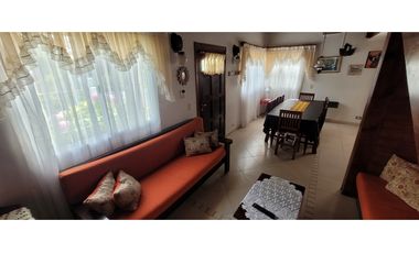 Casa en  Venta - Ostende de excelente calidad de construcción