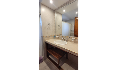 Casa en  Venta - Ostende de excelente calidad de construcción