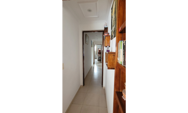 Casa en  Venta - Ostende de excelente calidad de construcción