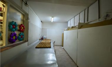 Local Comercial-Sierras de los Padres