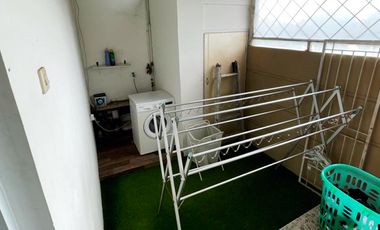 Rumah 2 Lantai Siap Huni Lokasi Strategis, Desain Elegan!