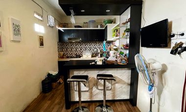 Rumah 2 Lantai Siap Huni Lokasi Strategis, Desain Elegan!