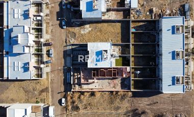 Casa 3 dormitorios a terminar en venta Centenario