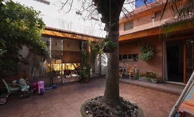 VENTA CASA 5 AMB COGHLAN COCHERA PATIO Y QUINCHO