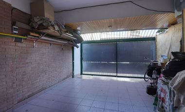 VENTA CASA 5 AMB COGHLAN COCHERA PATIO Y QUINCHO